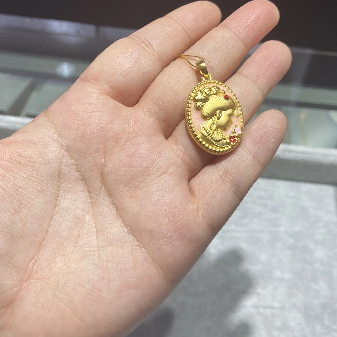 足金999 珐琅彩公主牌吊坠 2.823
