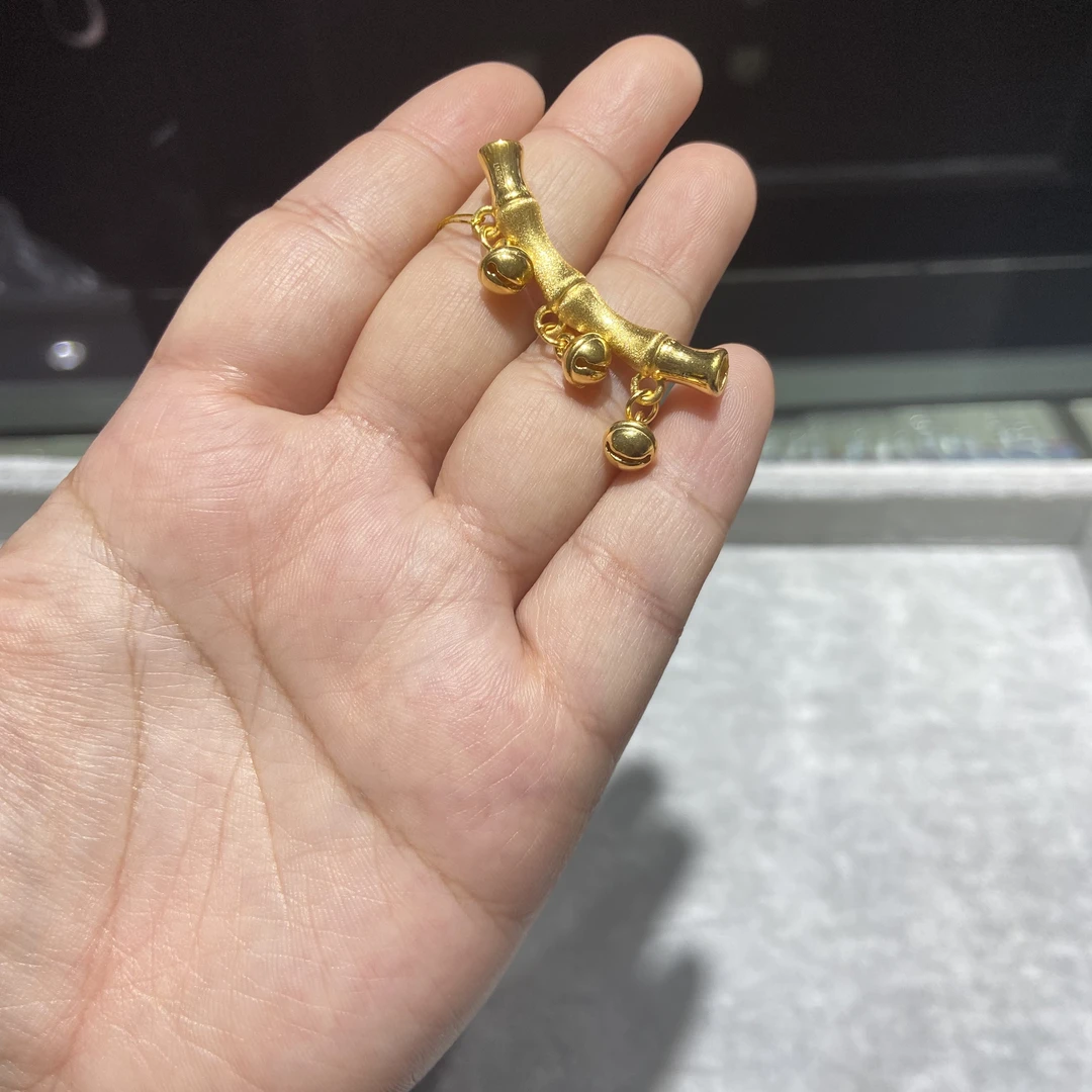 足金999 竹节铃铛通孔 2.385