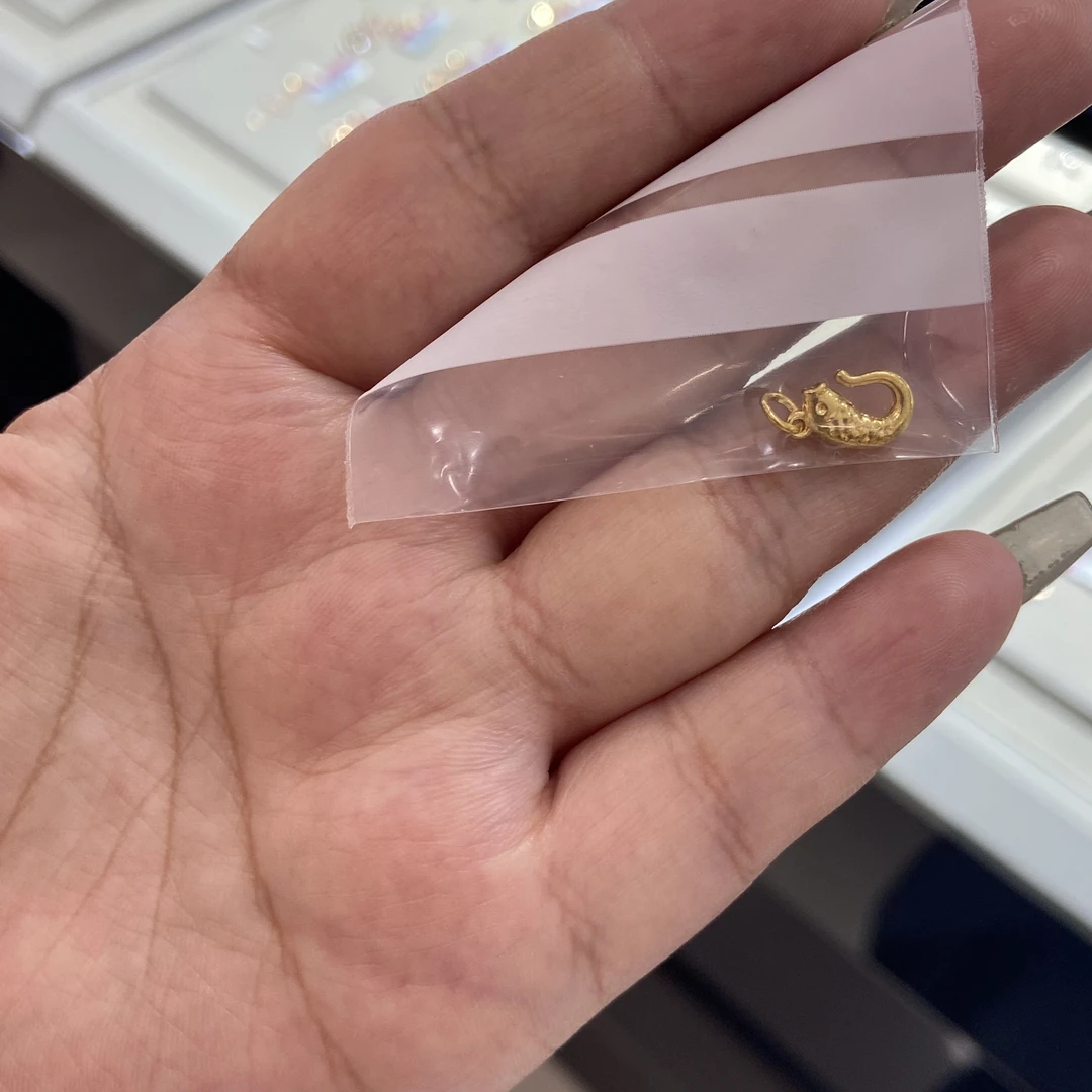 足金999 鱼扣 1.091