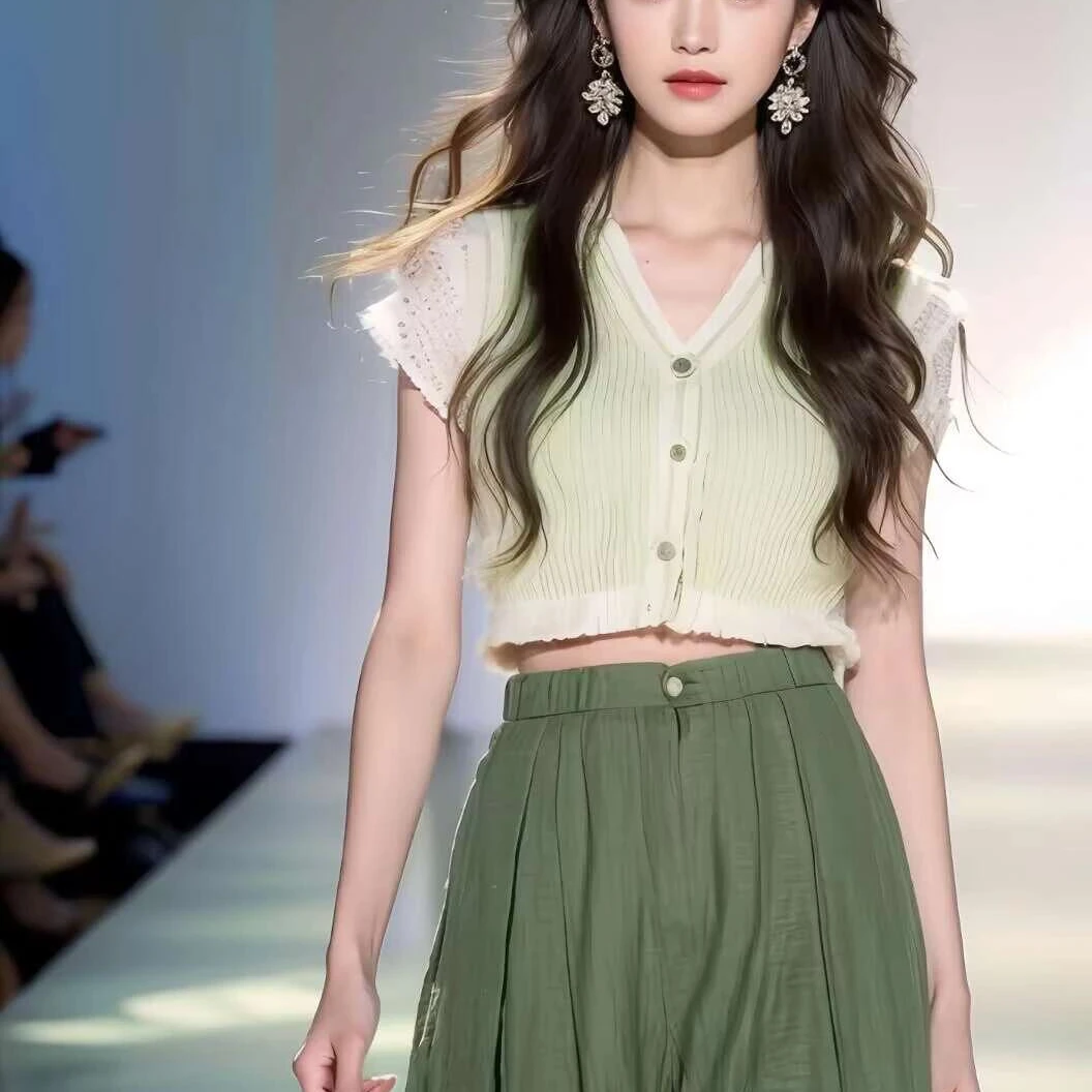 2024年夏季新款女装法式别致设计感小众高级感短款针织T恤上衣潮