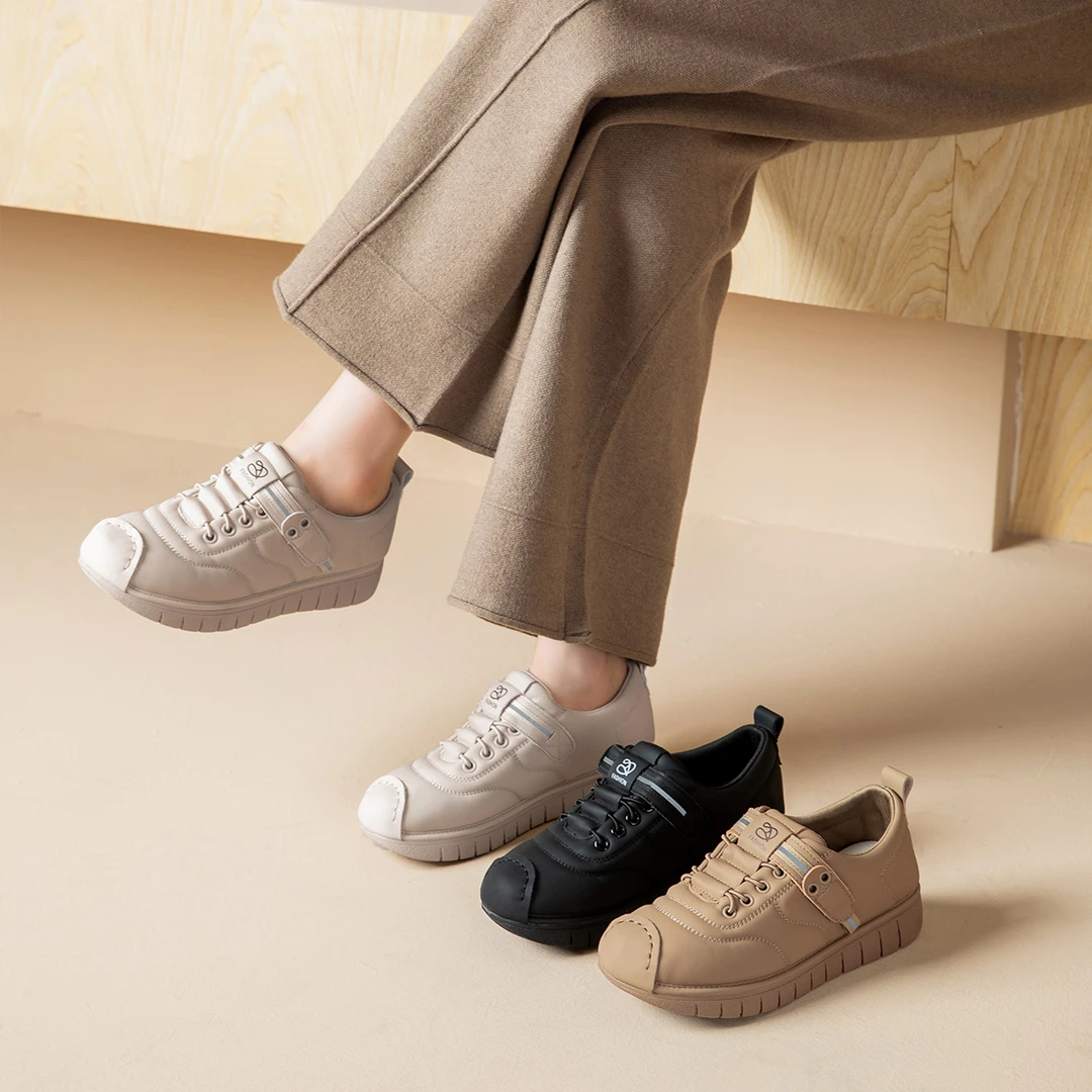 超软软底妈妈鞋运动鞋平底防滑中老年休闲鞋旅游日常单鞋舒适女鞋