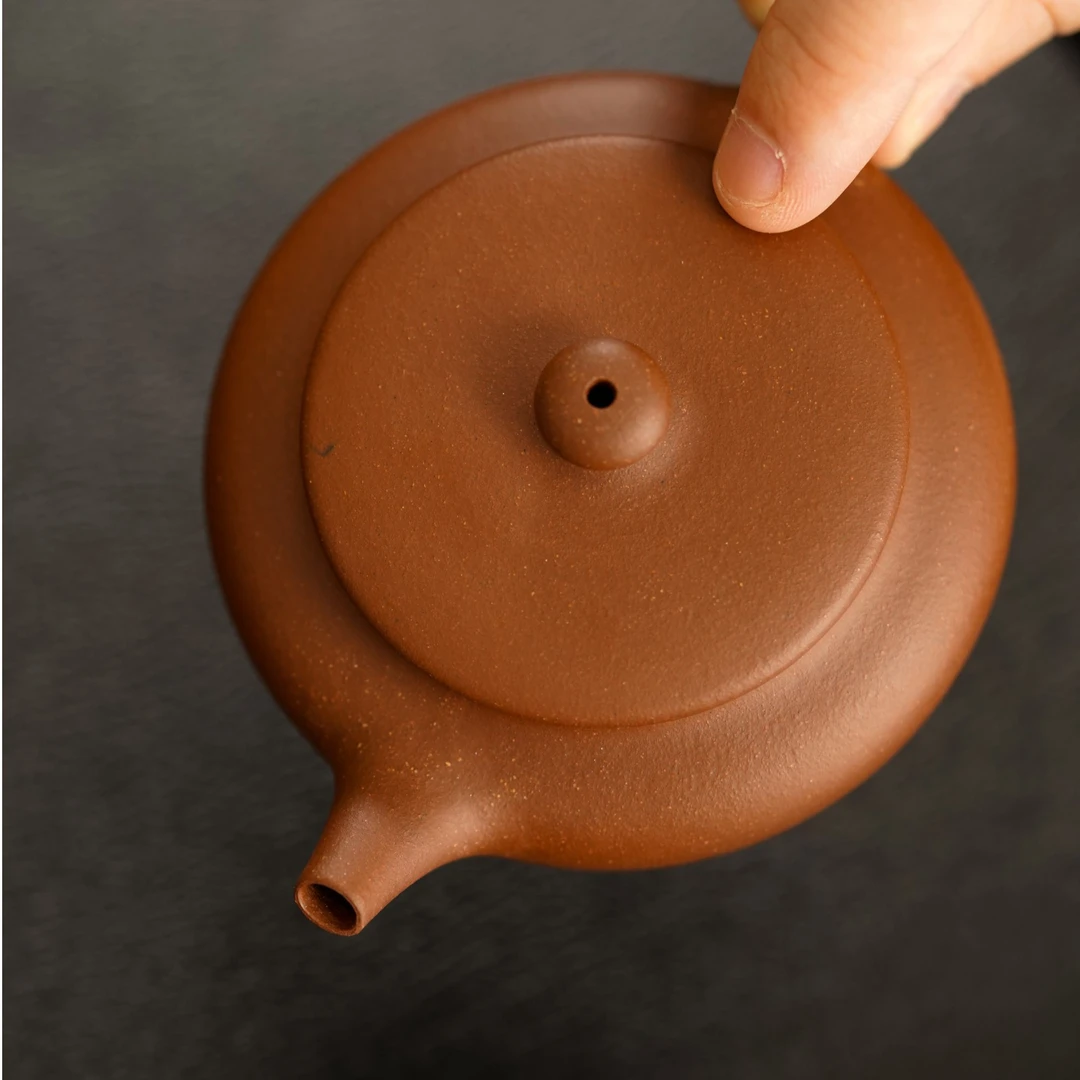 石榴精品 《扁晨壶》4号井底槽青 扁晨壶150cc 宜兴紫砂壶