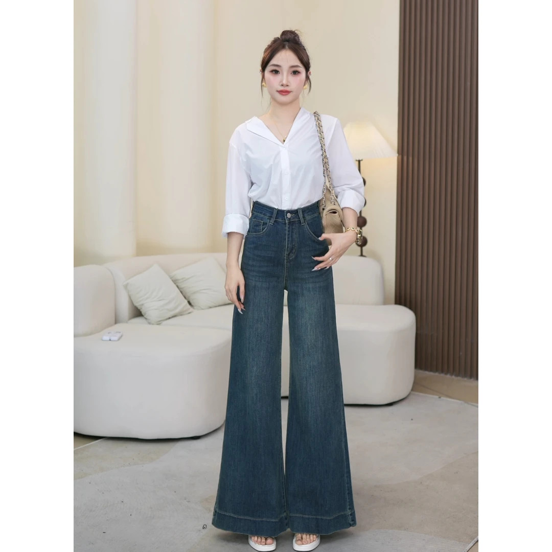 乔栈宽松不贴腿阔腿牛仔裤子女款爆款2024秋季新款高腰显瘦喇叭裤