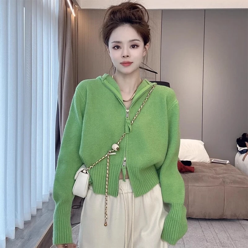 记述慵懒风软糯拉链连帽毛衣外套女春秋新款洋派减龄针织开衫上衣