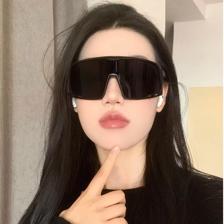 骑行眼镜防风沙虫个性一体片墨镜女运动滑雪镜防紫外线大框太阳镜