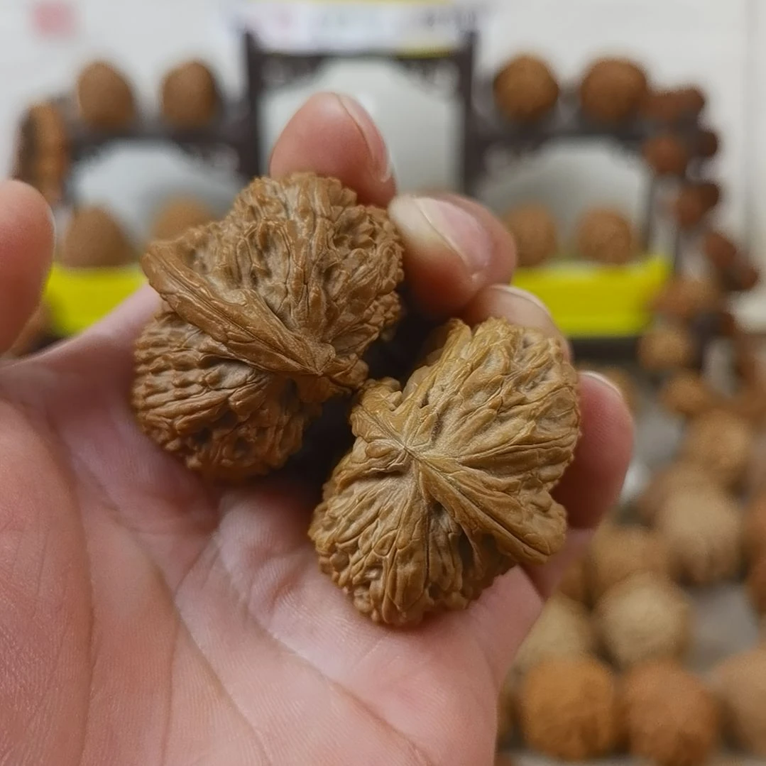 【闪购商品】文玩核桃吊坠飞***过