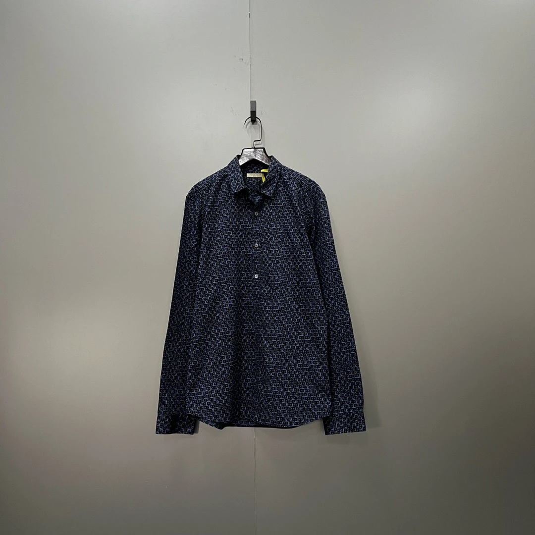 Burberry 巴宝莉 蓝色几何图案满印衬衫 S码/95新/公价5600/无配