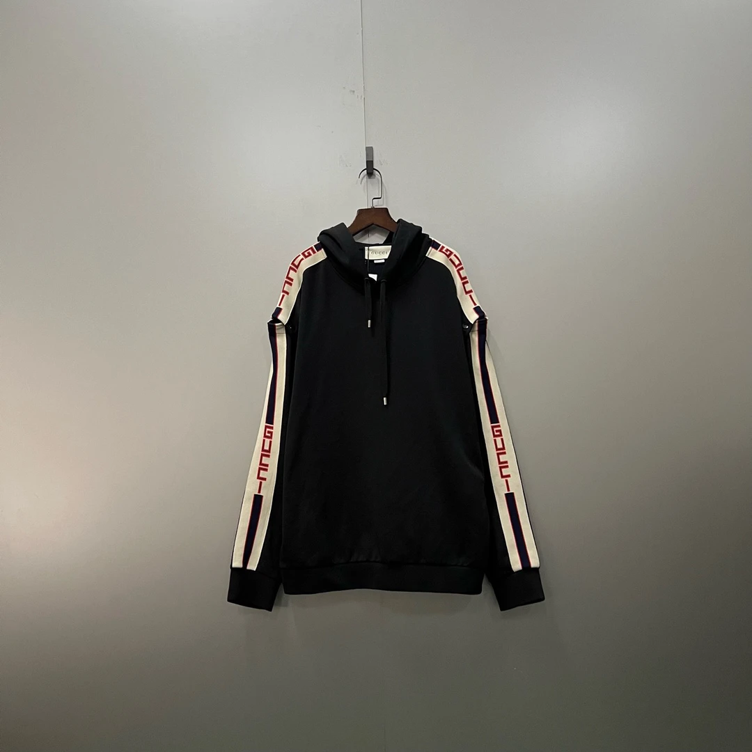 GUCCI 古驰 侧标logo可拆卸帽衫 L码/95新/公价9026/无配件 bc003