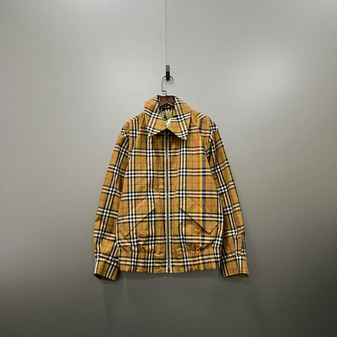 Burberry 巴宝莉 经典格纹满印双面穿夹克 XS码/全新/公价7900/吊