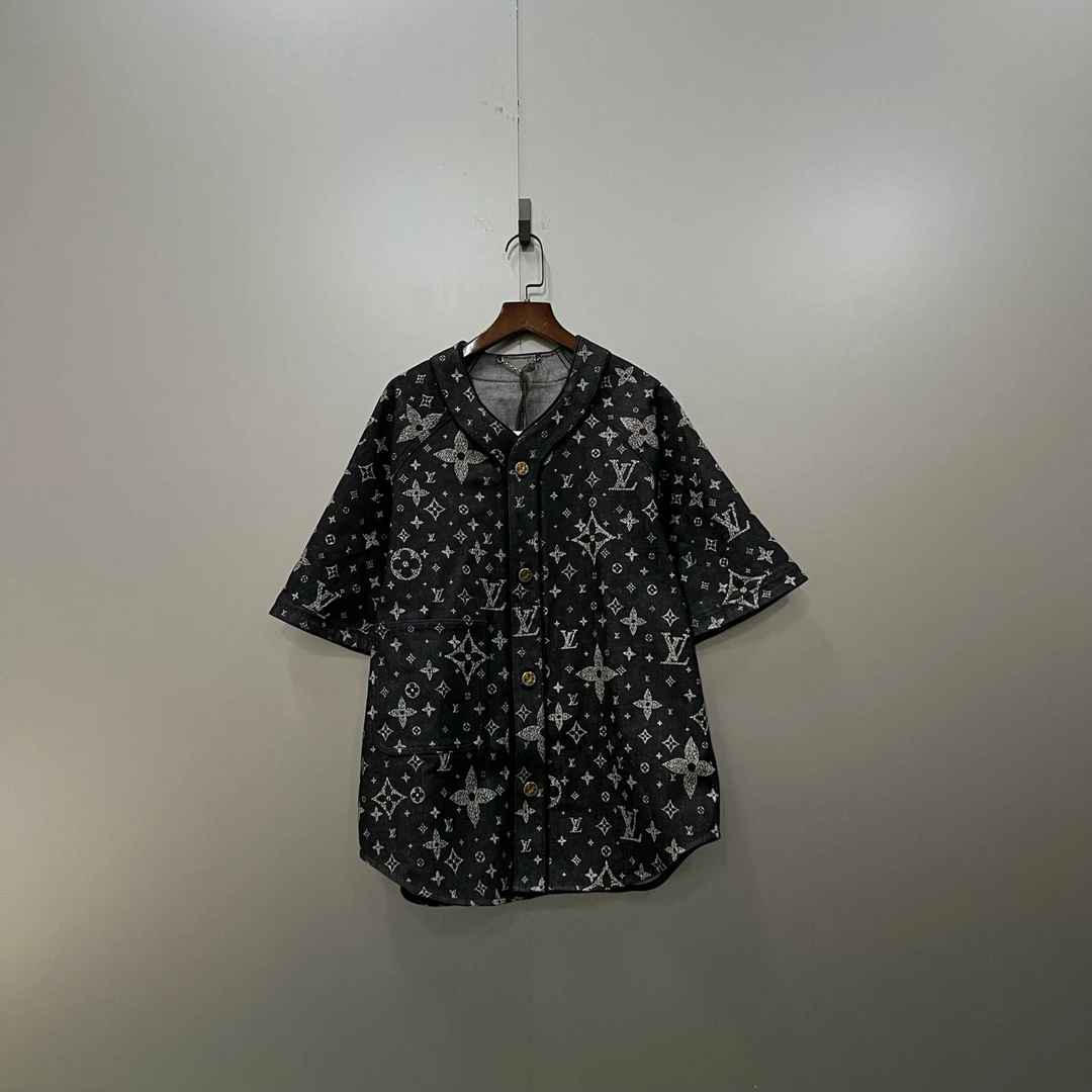 Louis Vuitton lv 满印老花logo短袖衬衫 M码/98新/无