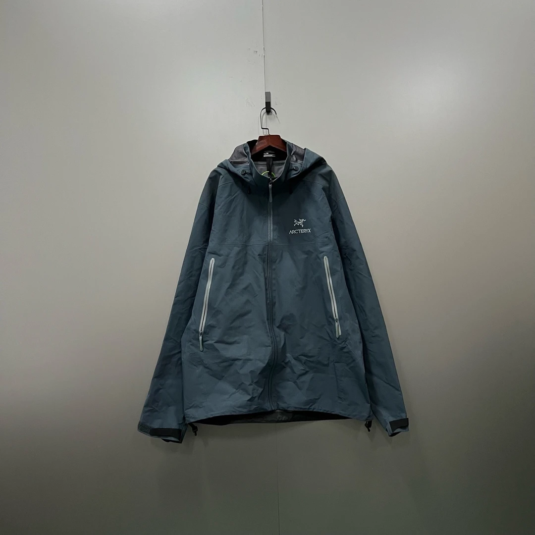 ARCTERYX 始祖鸟 蓝色刺绣logo连帽冲锋衣 XL码/98新/公价5700