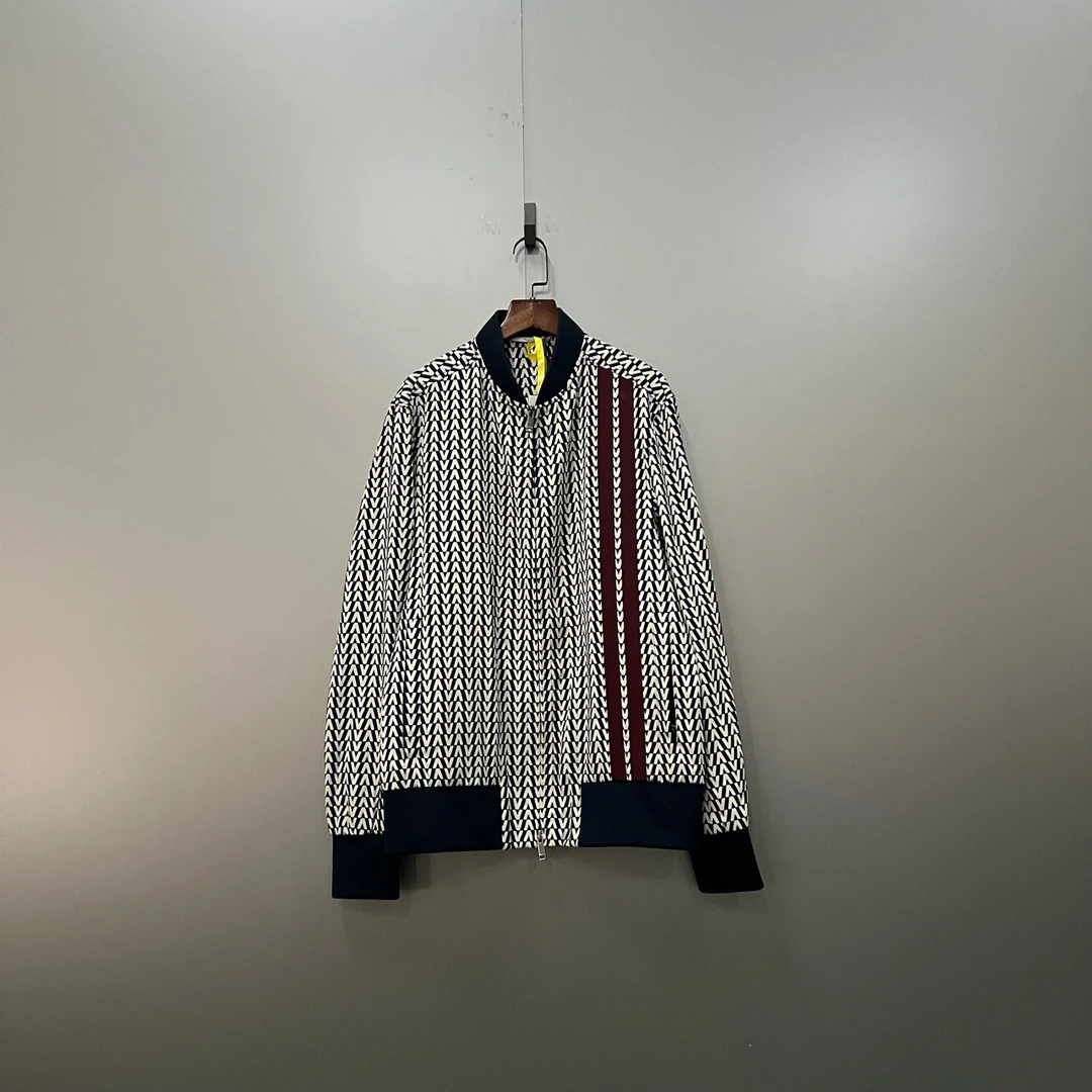 Valentino 华伦天奴 满印logo条纹拉链外套 46码/98新/公价7800
