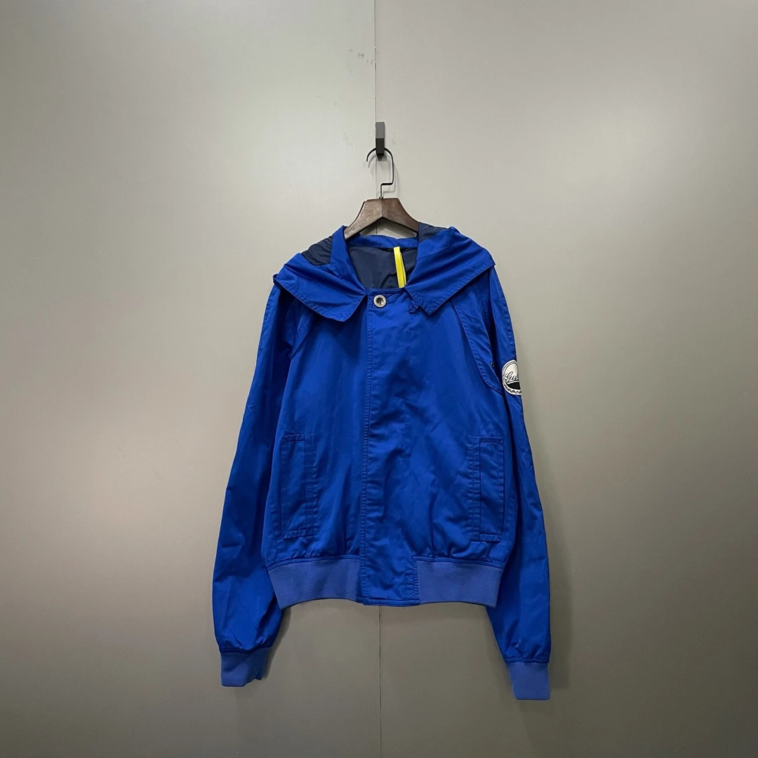 GUCCI 古驰 蓝色徽标连帽外套 50码/95新/公价13000/无配件 ki300