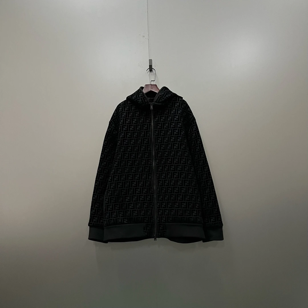 FENDI 芬迪 植绒满印双F老花夹克 56码/95新/公价27000/无配件