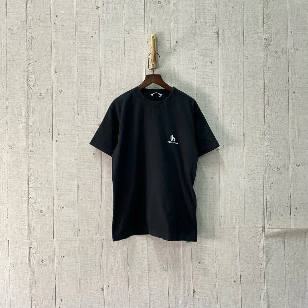 Balenciaga 巴黎世家 黑色logo短袖 S码/95新/无配件 bc9154