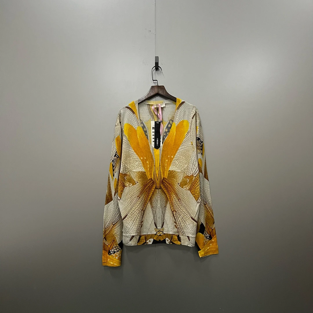 Alexander McQueen 麦昆 蝴蝶印花V领针织衫 尺码如图/95新无洗标