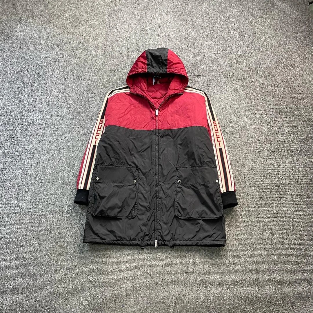 GUCCI 古驰 黑红侧标logo外套 46码/95新/毒8999/无配件 fg201906