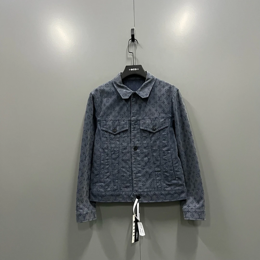Louis Vuitton LV 藏青色老花牛仔外套 44码/95新/毒23699/无配件