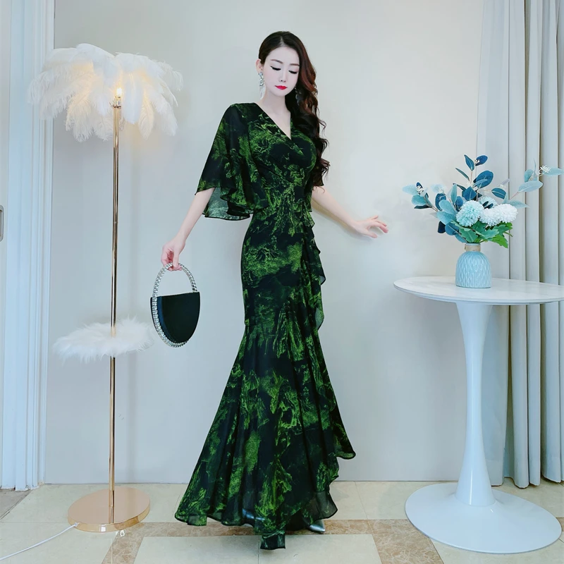 名媛优雅遮肉显瘦碎花凉快鱼尾长裙收腰透气花色飘逸大摆连衣裙