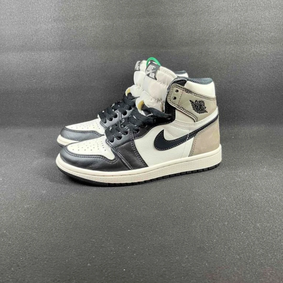 36  码 二手 AJ1 Retro High Og 小倒钩 黑摩卡 555088-105（A433）