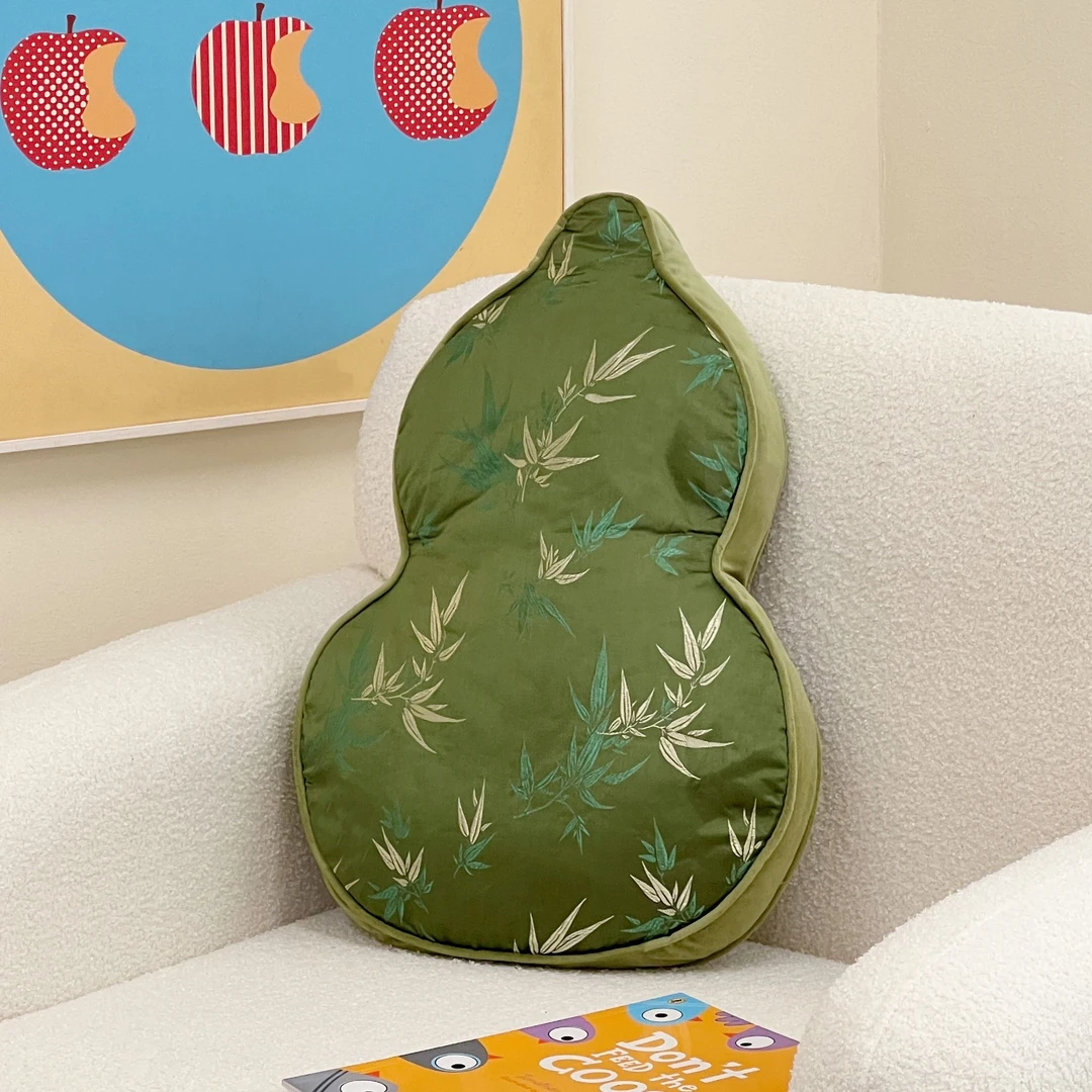 新中式葫芦抱枕客厅沙发绿色竹叶刺绣靠垫异形摆件轻奢高级感腰枕