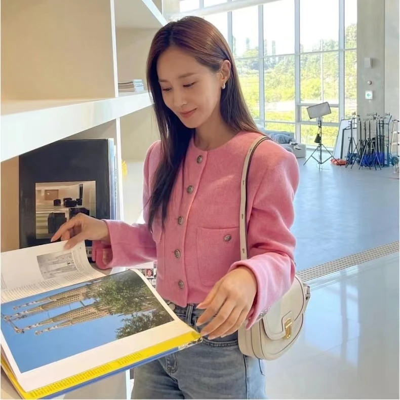 SS24011  不对称兜圆领全羊毛压缩小香风外套