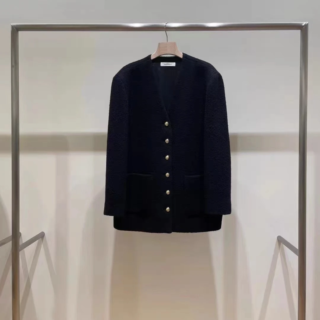 AW23733   金扣V领小香风外套