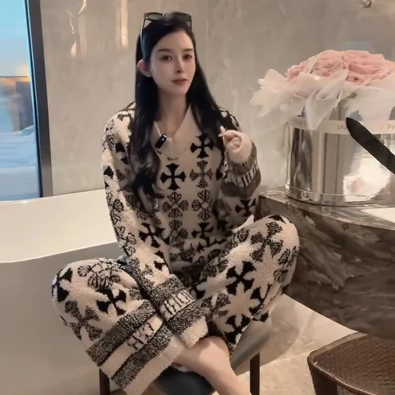 半边绒冬季睡衣女加绒加厚网红时尚珊瑚绒V领家居服女秋冬款套装