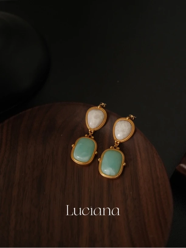 铜合金树脂耳饰 铜合金-法式复古淡雅蓝白色仿石耳钉925银针