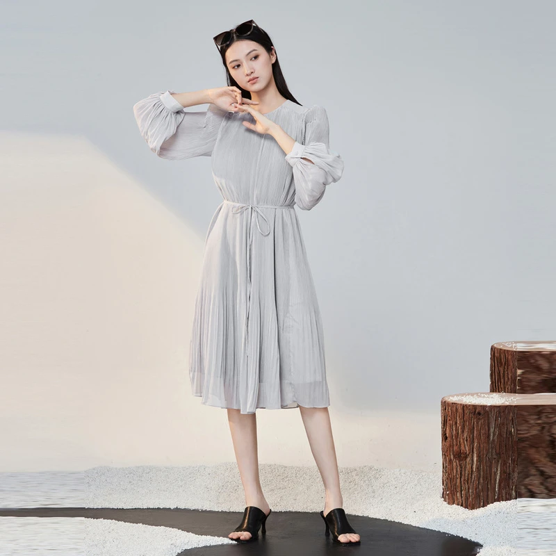 S·DEER圣迪奥春夏女士新款气质时尚外出休闲女式连衣裙S223Z125V