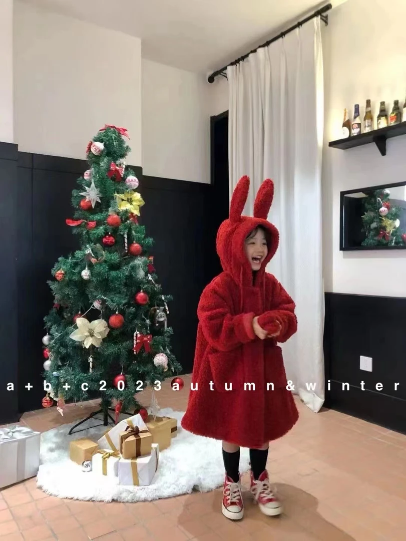 儿童兔子耳朵外套童装2023新款女童宝宝红色连帽中长款加绒加厚
