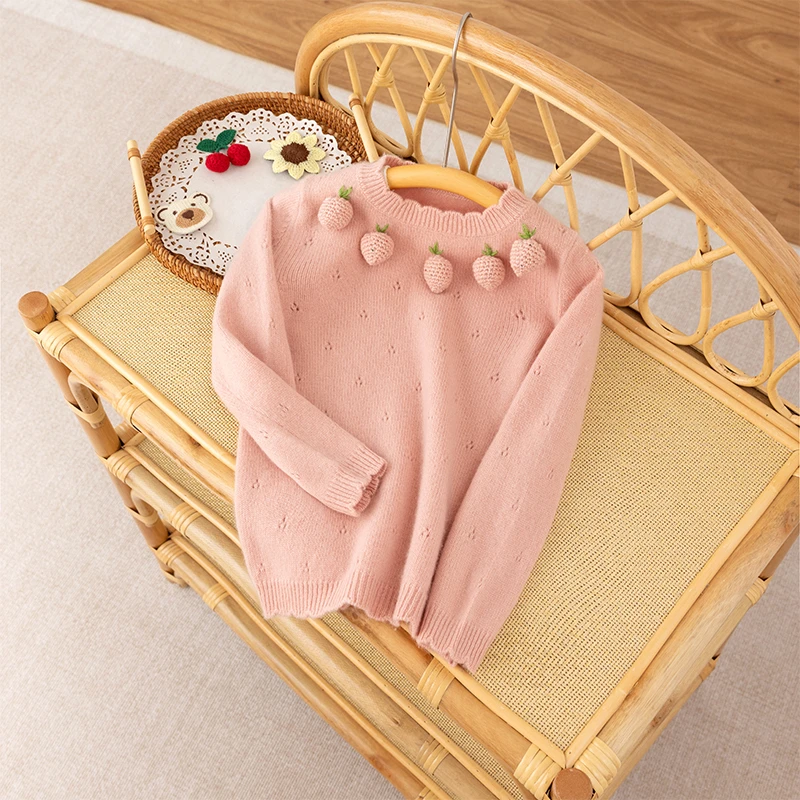 凌云推荐！女童圆领双线加厚草莓羊绒衫
