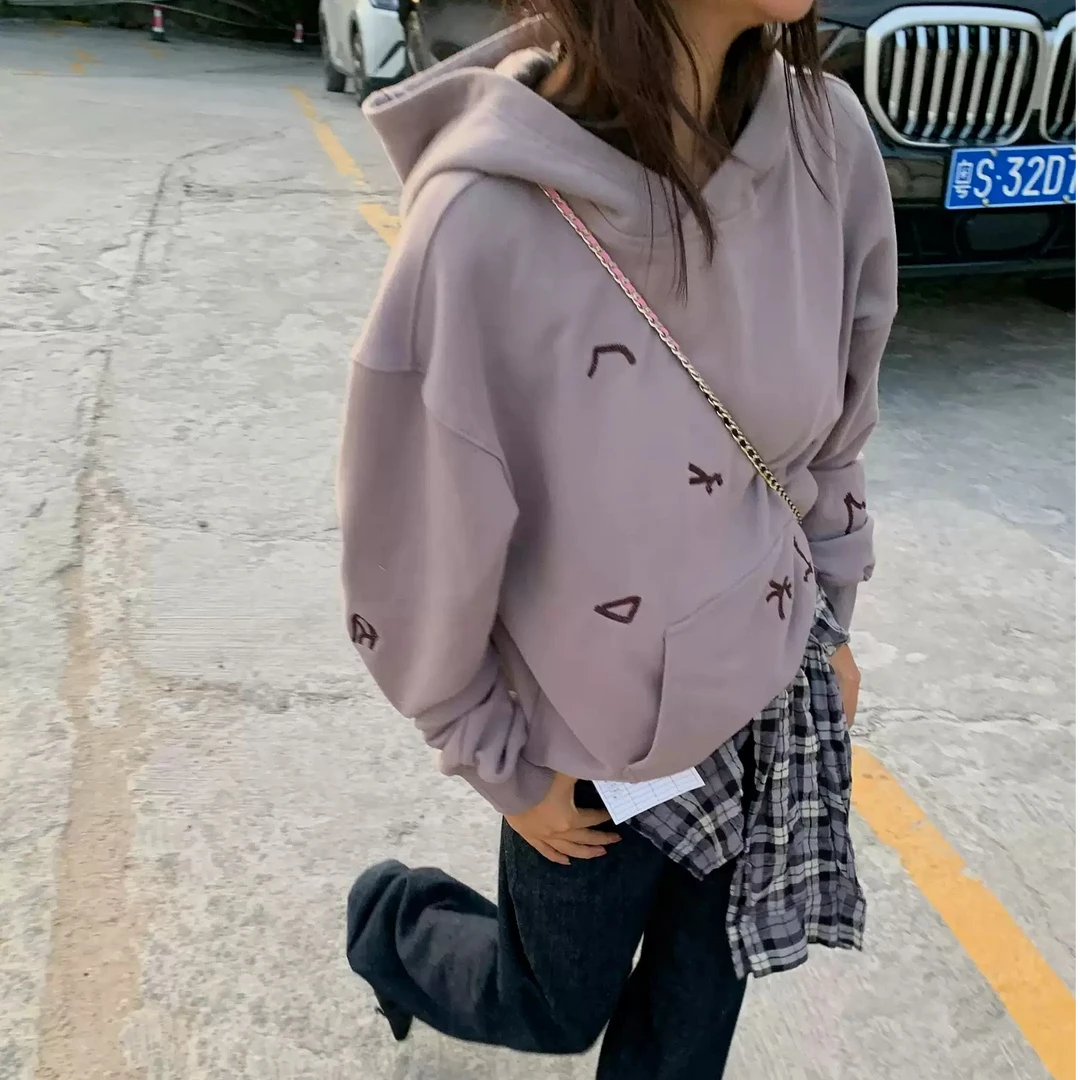 25年暑期福利【NO退NO换】英文刺绣卫衣