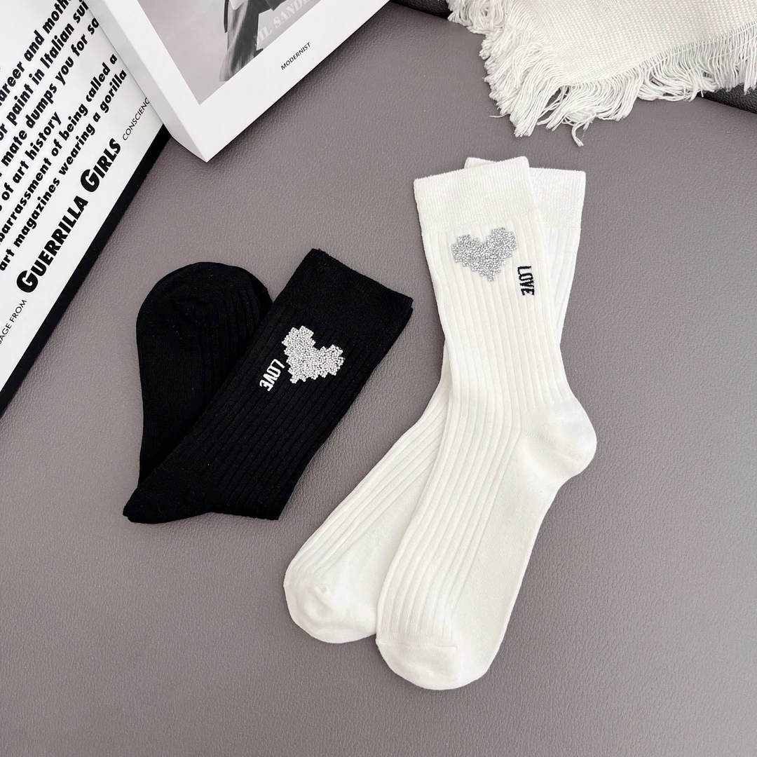高定爱心烫钻love刺绣时尚潮袜乐福鞋袜子网红百搭黑白高筒袜