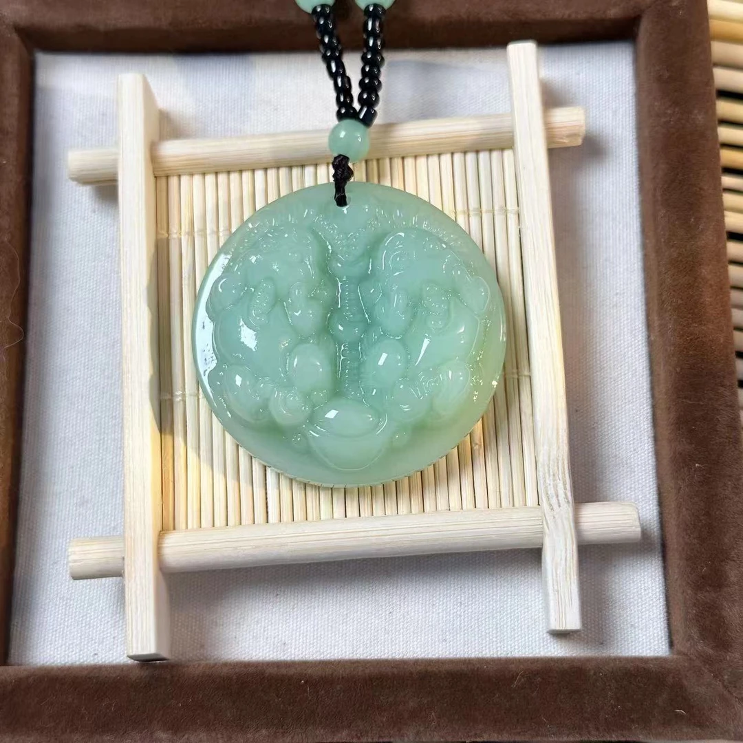 1.浅绿子母双貔貅吊坠经典百搭款