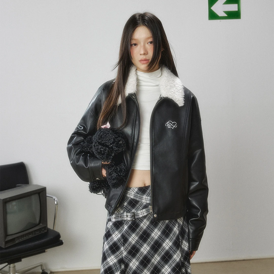 unifree【24年冬款】甜酷风精致舒适休闲保暖翻领棉服巴恩风厚外套