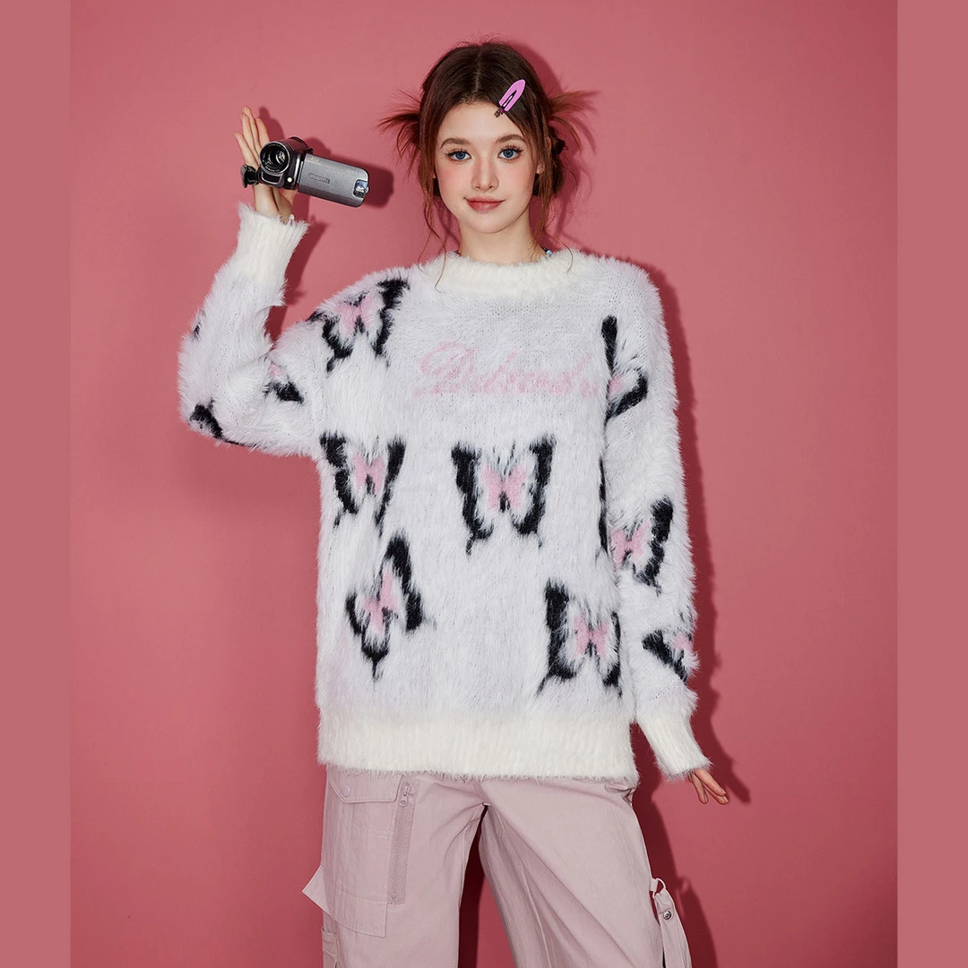 unifree冬款甜美蝴蝶提花青春减龄宽松圆领毛衣