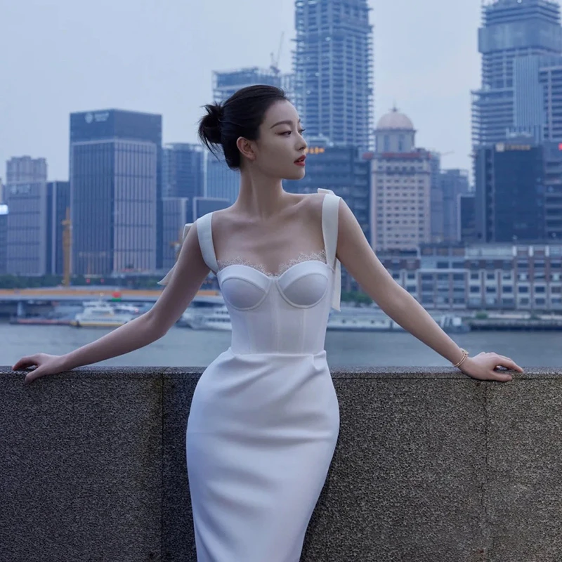 倪妮同款连衣裙法式高级感吊带修腰轻奢名媛聚会party白色小礼服