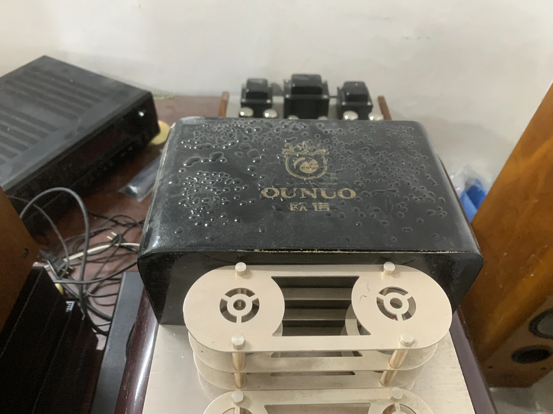 9新  胆组合功放机两件，上盖有起泡，带蓝牙，不包邮