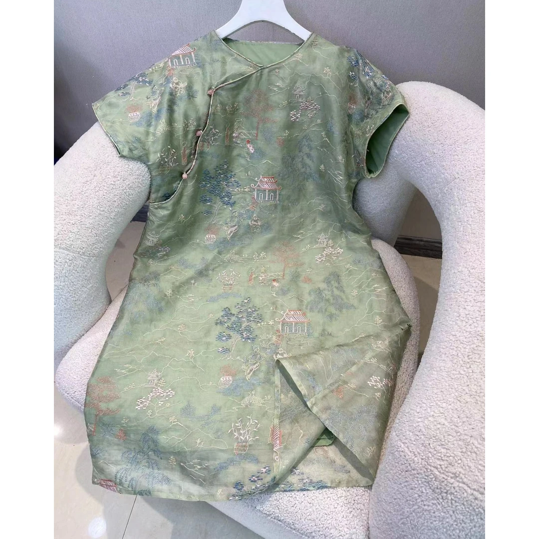 22C090一城烟雨~新中式亭台楼阁复古玉石扣改良旗袍桑蚕丝连衣裙