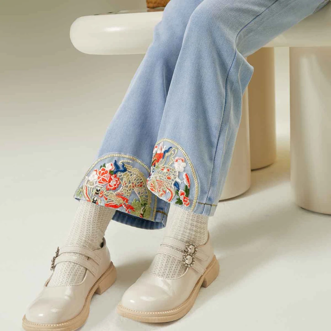 小虎帕蒂夏季新款女童新中式龙纹吉祥刺绣国风清凉微喇牛仔长裤