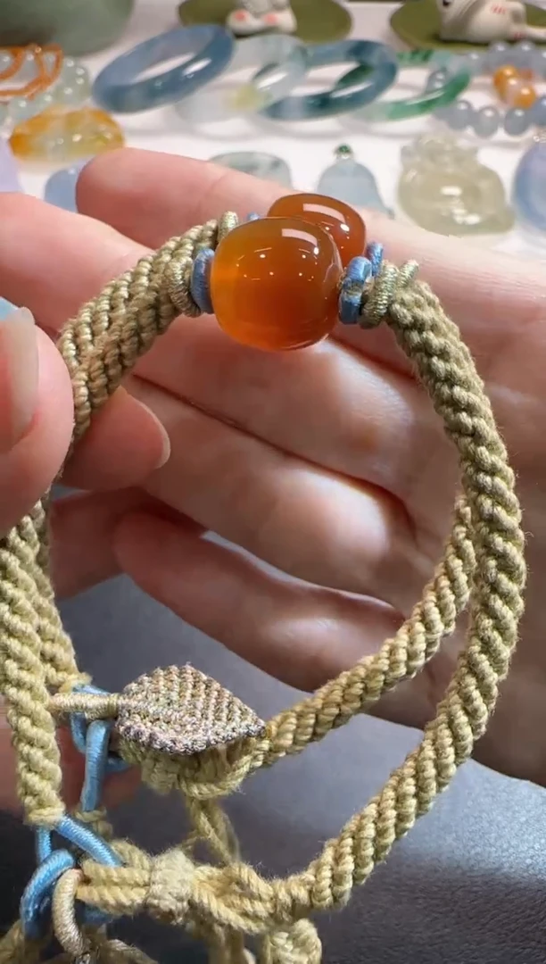 【闪购商品】玛瑙/玉髓颈饰未镶嵌多样性发其一有瑕疵不挑不选