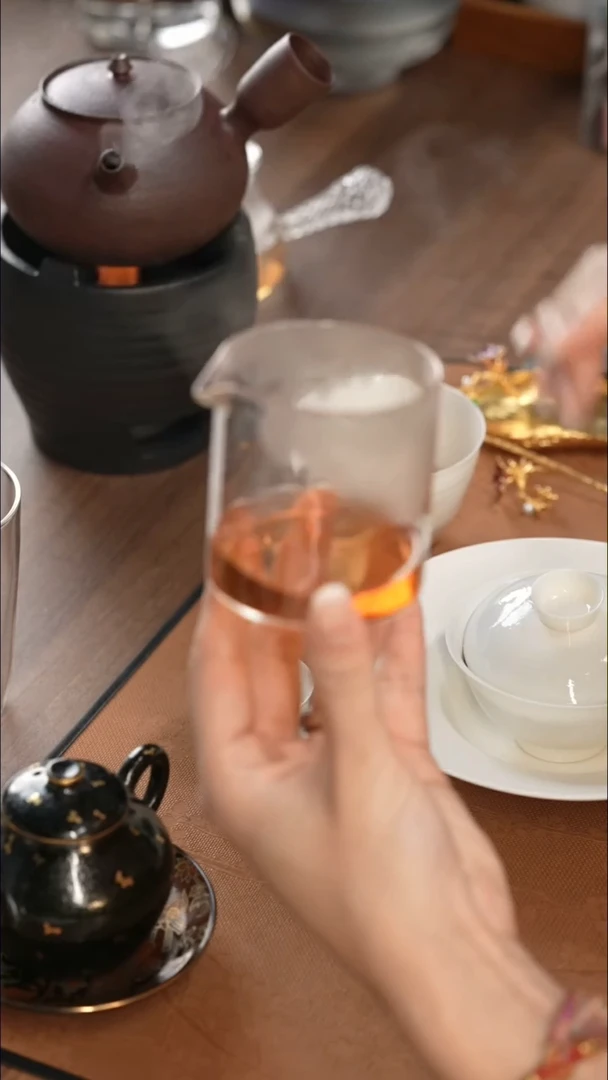 【闪购商品】瓷摆件小公道@@Q001