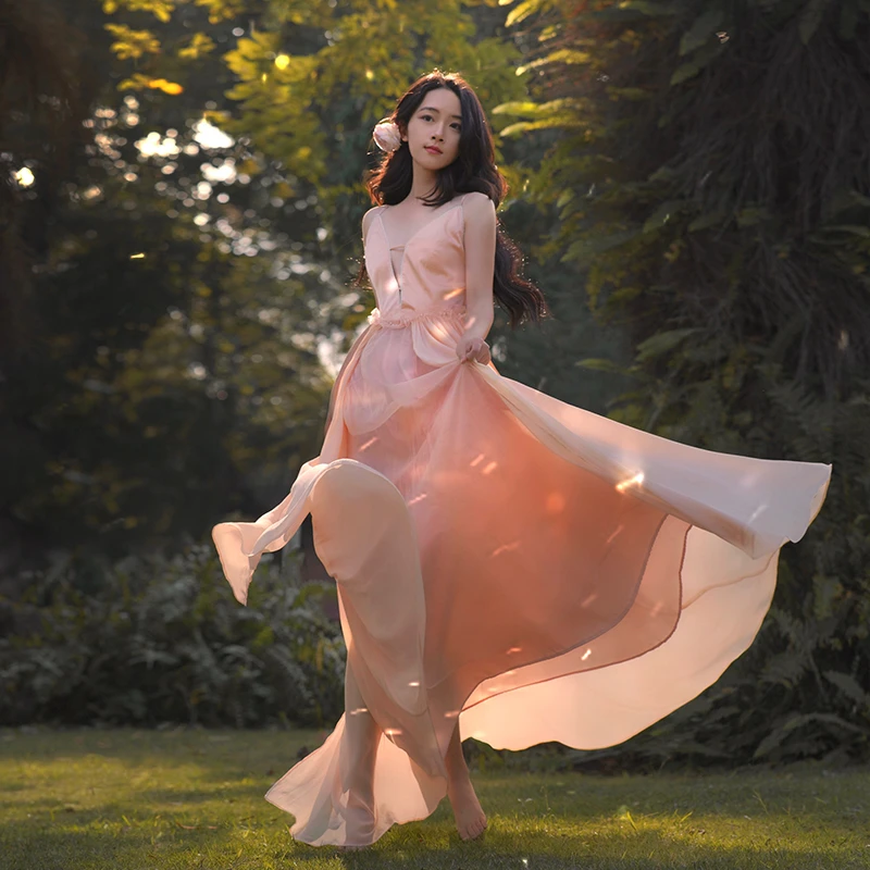 ALBA WESTER蜜橘色V领哑光缎面飘逸大摆仙气裙显瘦出片纯欲氛围感
