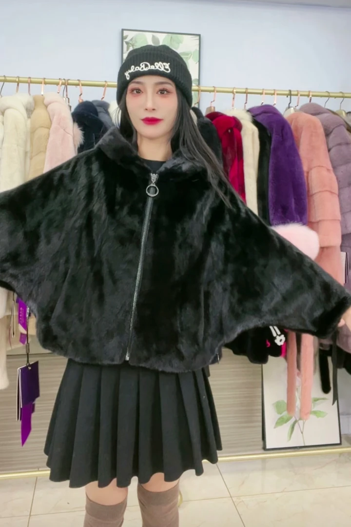 宽松大版型斗篷款蝙蝠袖貂皮大衣连帽拉链款皮草短外套