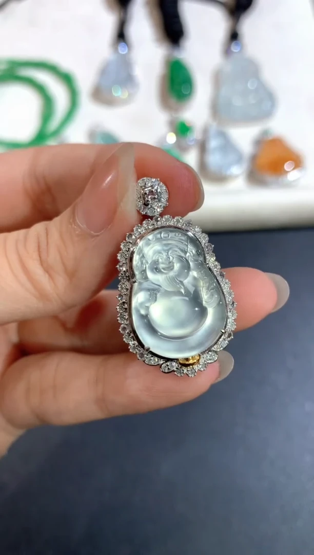 【闪购商品】翡翠吊坠(不含链)18K金镶嵌A612|23800