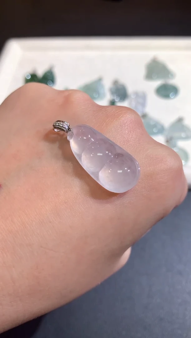 【闪购商品】翡翠吊坠(不含链)18K金镶嵌不退换A153|1800