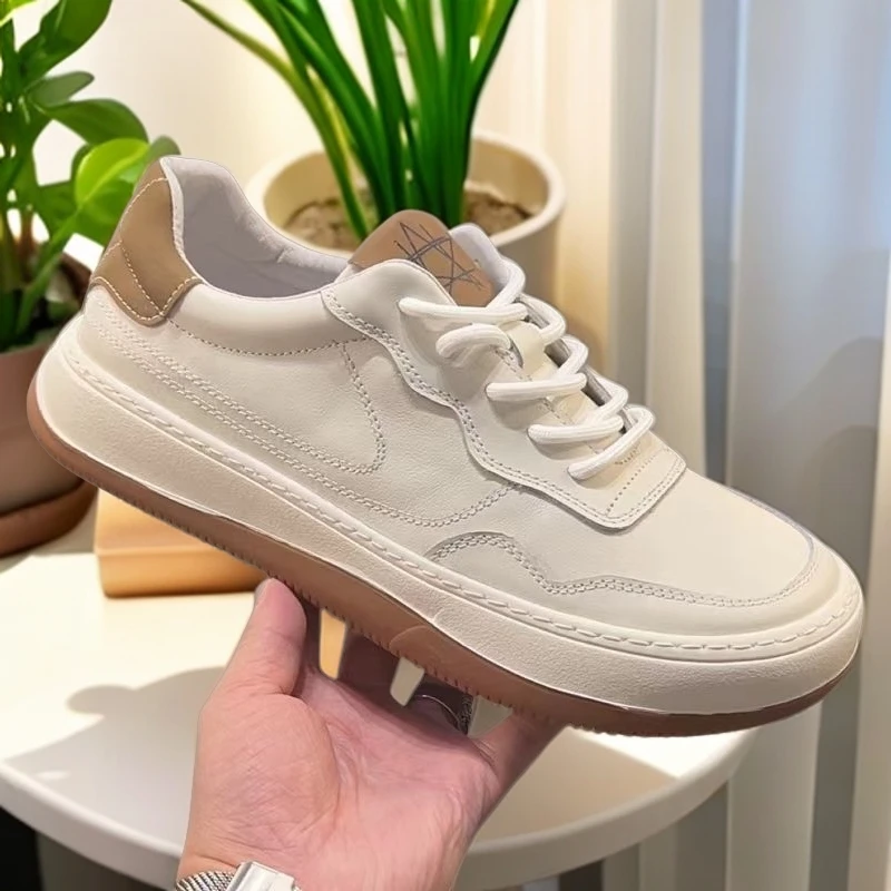 【何老板男鞋】男士春季新款头层牛皮百搭透气软底时尚休闲男鞋9008