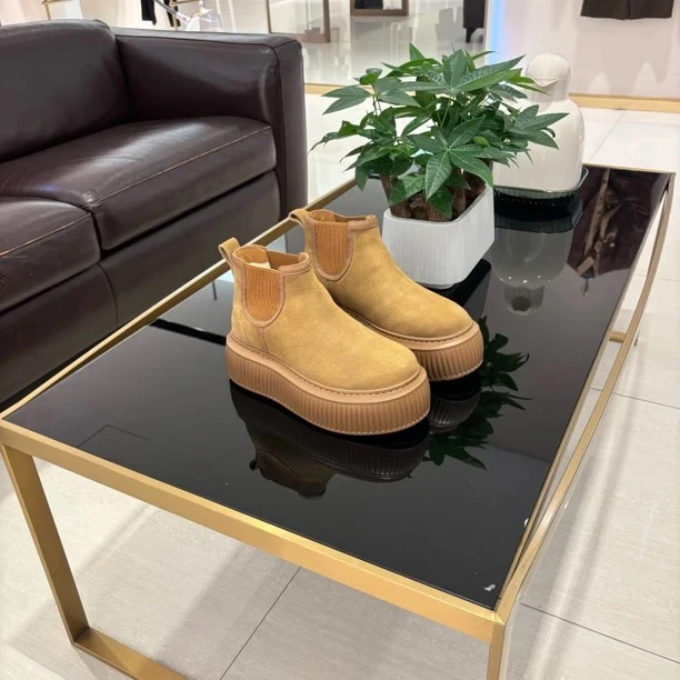 2024年新款切尔西厚底一脚蹬雪地冰上防滑鞋底靴15227