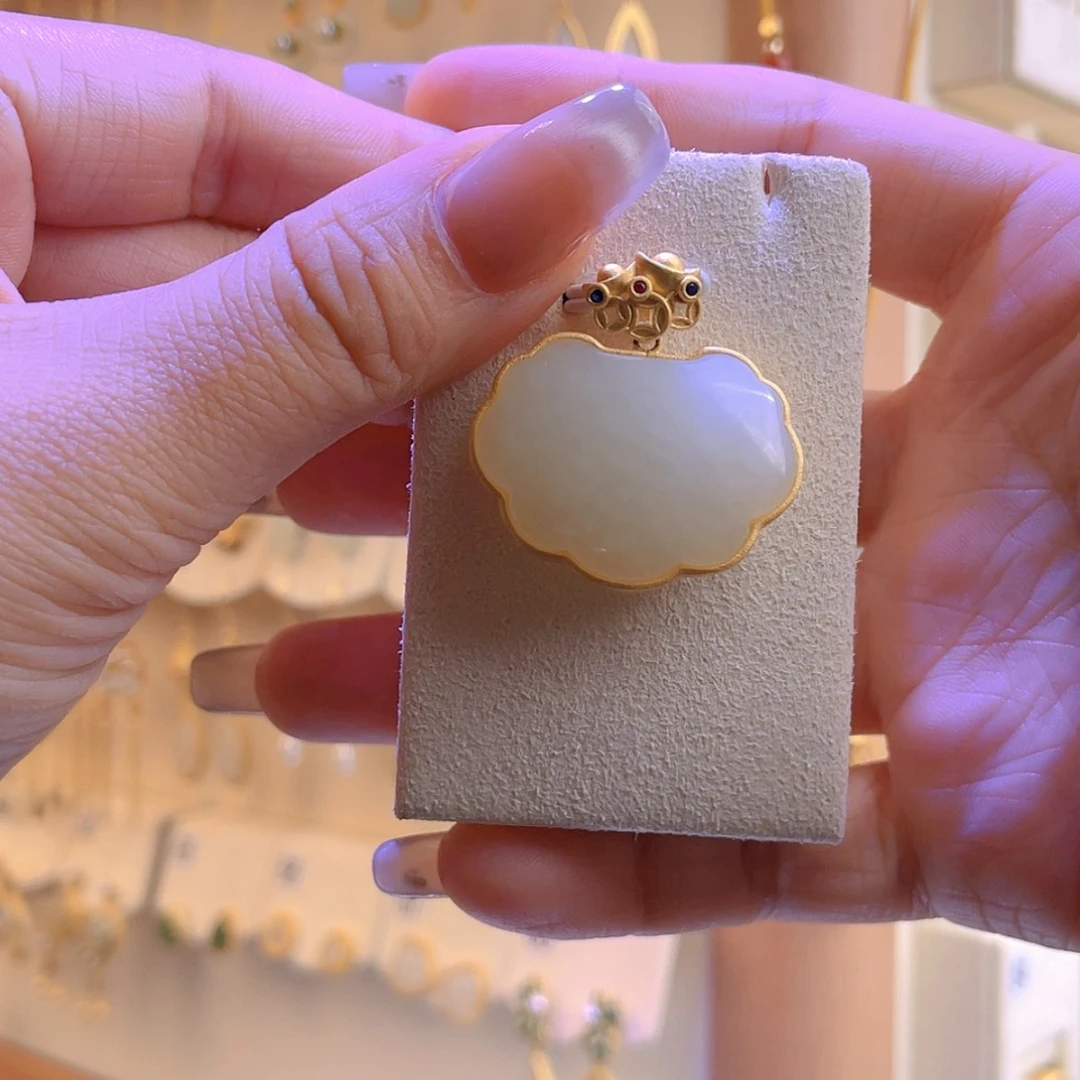 【闪购商品】和田玉颈饰银S925镀金镶嵌